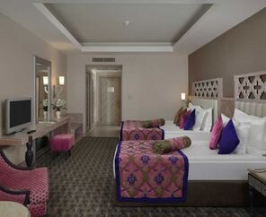 Royal Alhambra Palace 5*