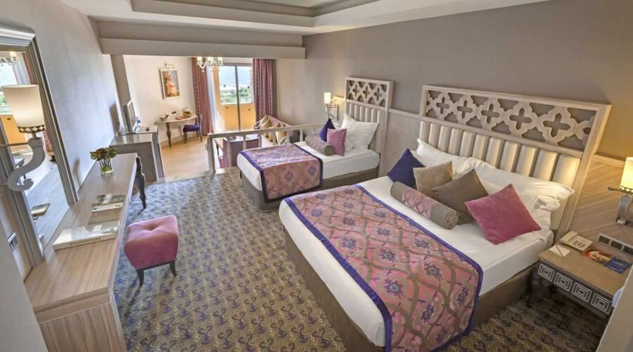 Royal Alhambra Palace 5*