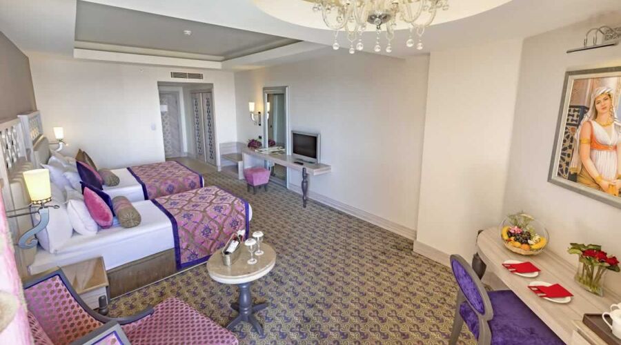 Royal Alhambra Palace 5*