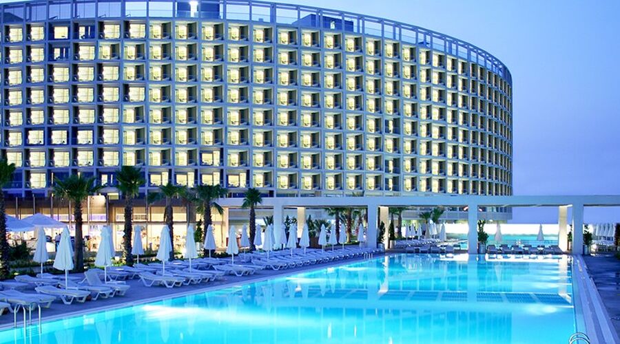 Crystal Centro Lara 5*