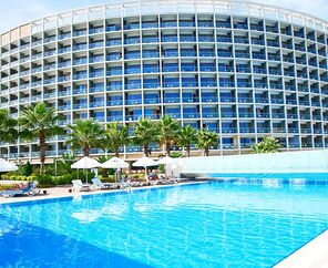 Crystal Centro Lara 5*