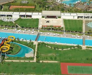 Crystal Centro Lara 5*