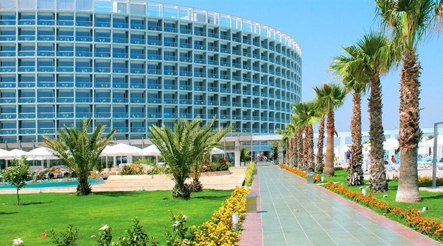 Crystal Centro Lara 5*