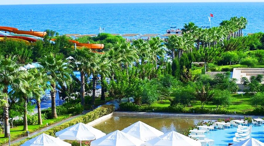 Crystal Centro Lara 5*