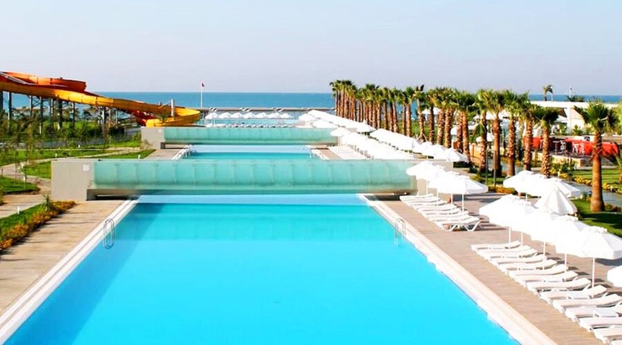 Crystal Centro Lara 5*