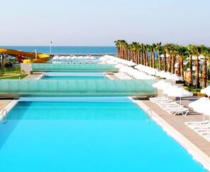 Crystal Centro Lara 5*