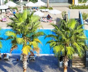 Crystal Centro Lara 5*