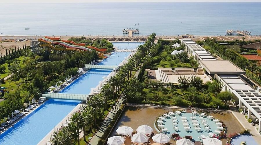 Crystal Centro Lara 5*