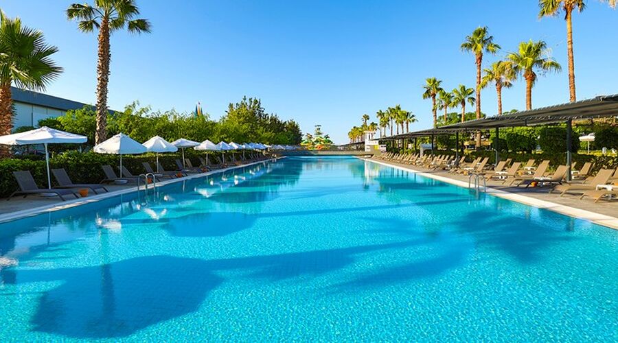 Crystal Centro Lara 5*