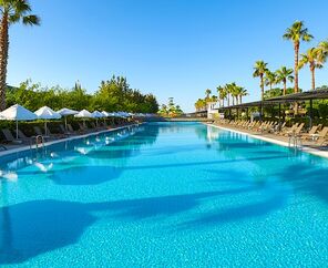 Crystal Centro Lara 5*