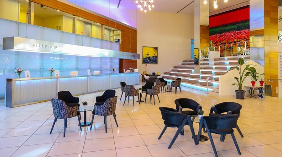 Crystal Centro Lara 5*
