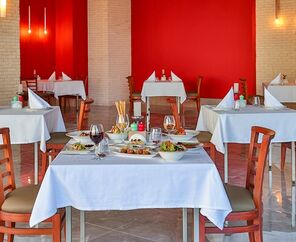 Crystal Centro Lara 5*