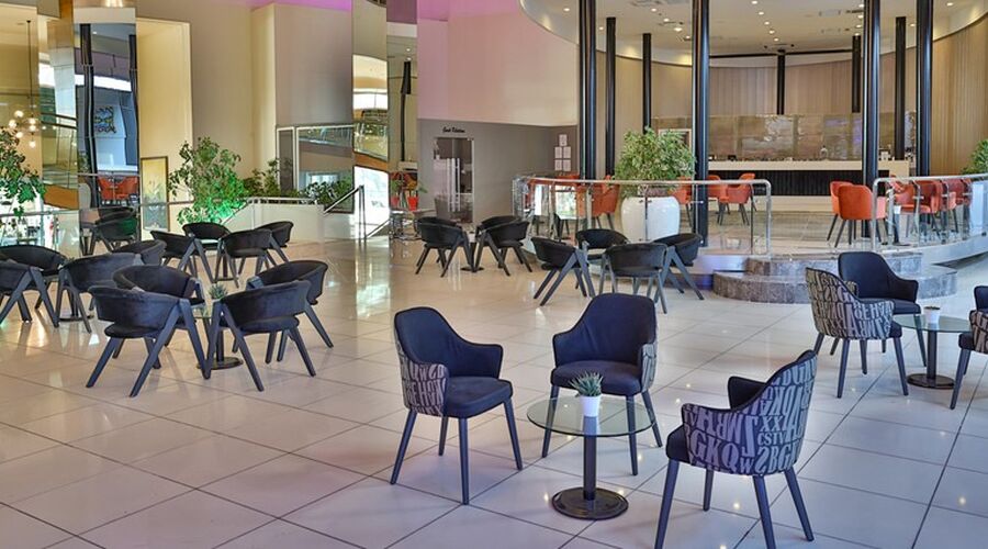Crystal Centro Lara 5*