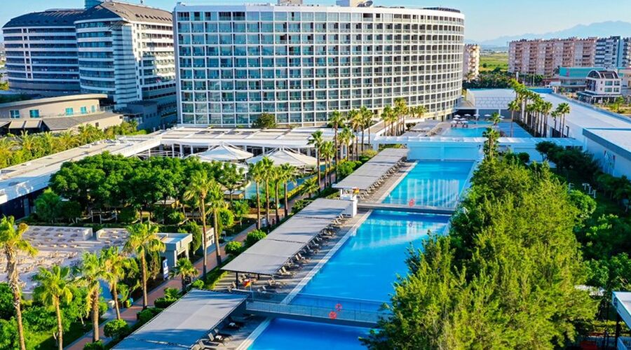 Crystal Centro Lara 5*