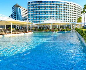 Crystal Centro Lara 5*