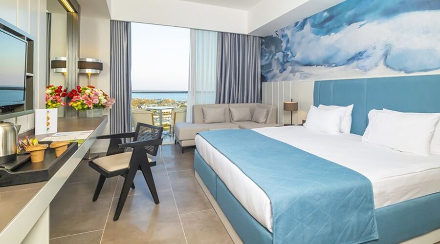 Crystal Centro Lara 5*