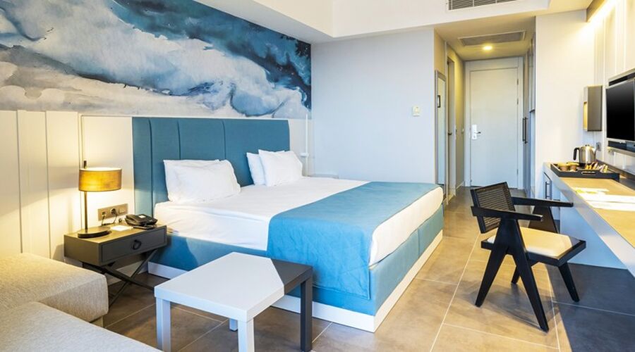 Crystal Centro Lara 5*