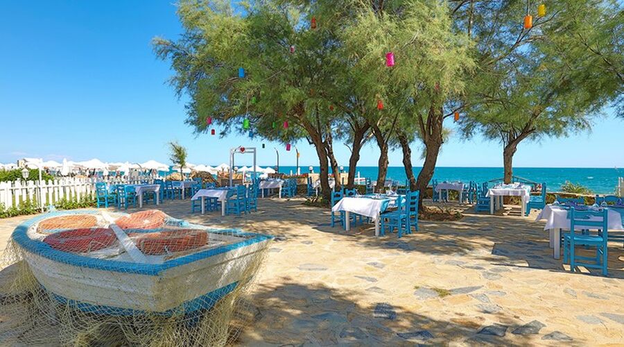 Crystal Tat Beach Golf Resort & Spa 5*