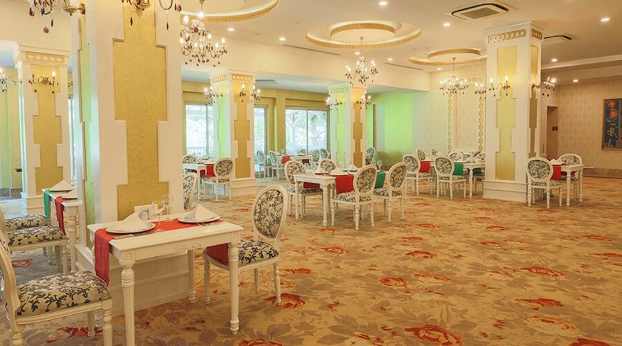 Crystal Tat Beach Golf Resort & Spa 5*