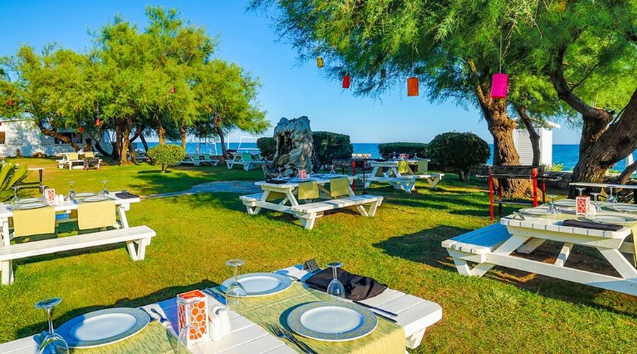 Crystal Tat Beach Golf Resort & Spa 5*