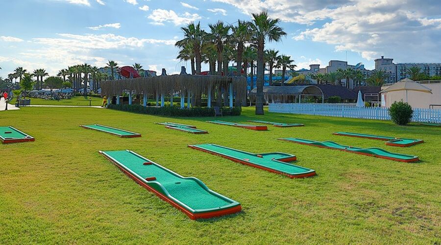 Crystal Tat Beach Golf Resort & Spa 5*