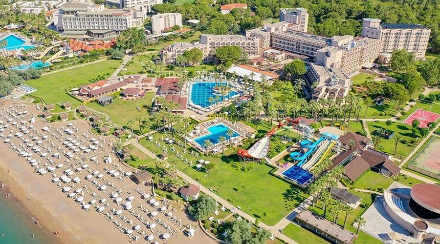Crystal Tat Beach Golf Resort & Spa 5*