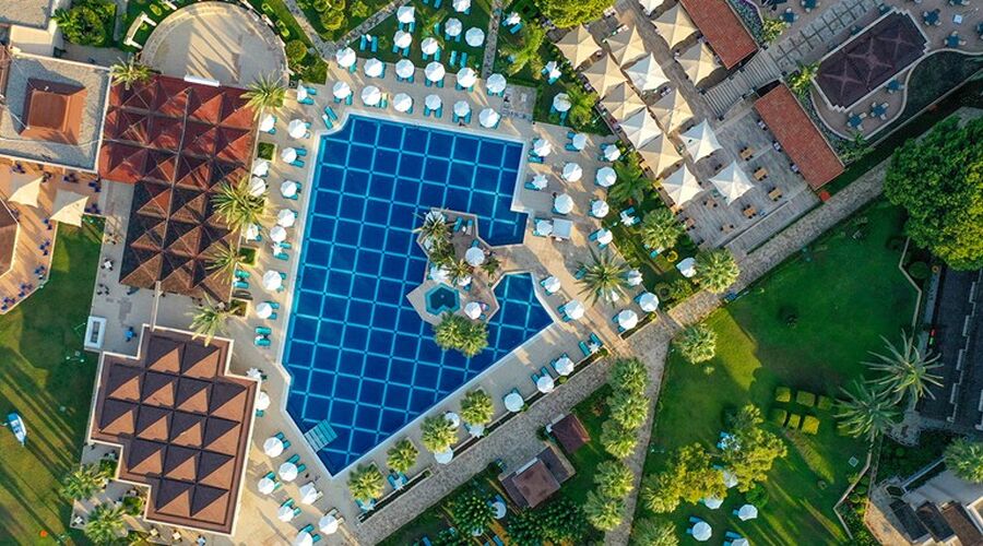 Crystal Tat Beach Golf Resort & Spa 5*