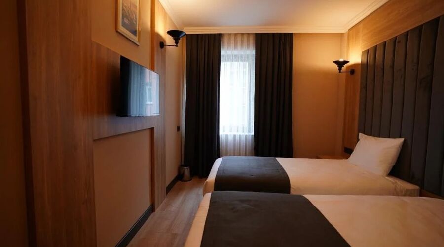 Mineo Hotel Taksim 4*