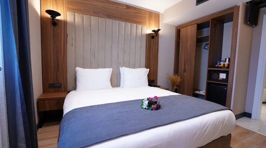 Mineo Hotel Taksim 4*
