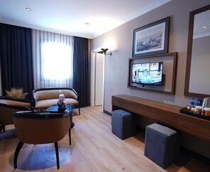 Mineo Hotel Taksim 4*