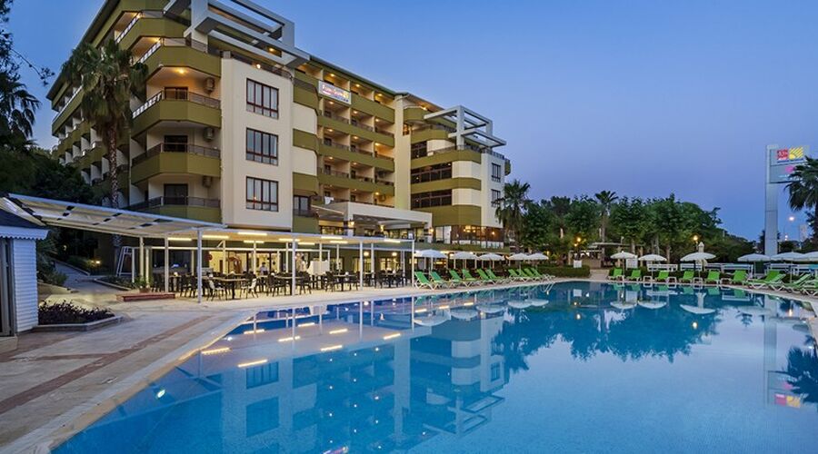 Miarosa İncekum Beach  5*