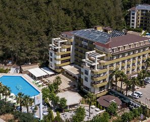 Miarosa İncekum Beach  5*