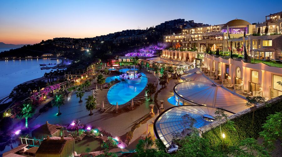 Sianji Well Being Resort   5*