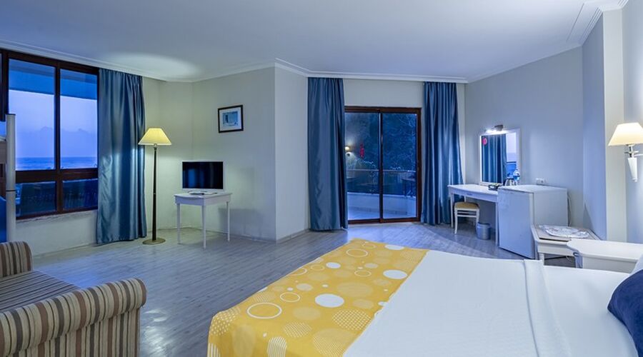 Miarosa İncekum Beach  5*