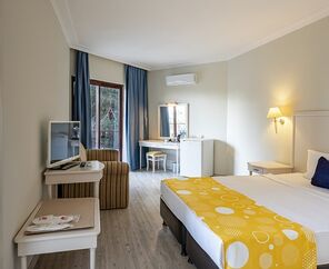 Miarosa İncekum Beach  5*