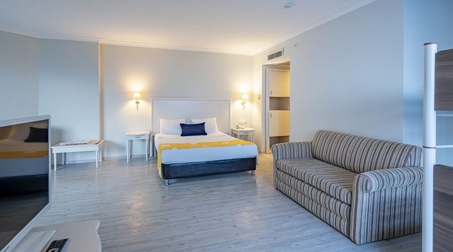 Miarosa İncekum Beach  5*