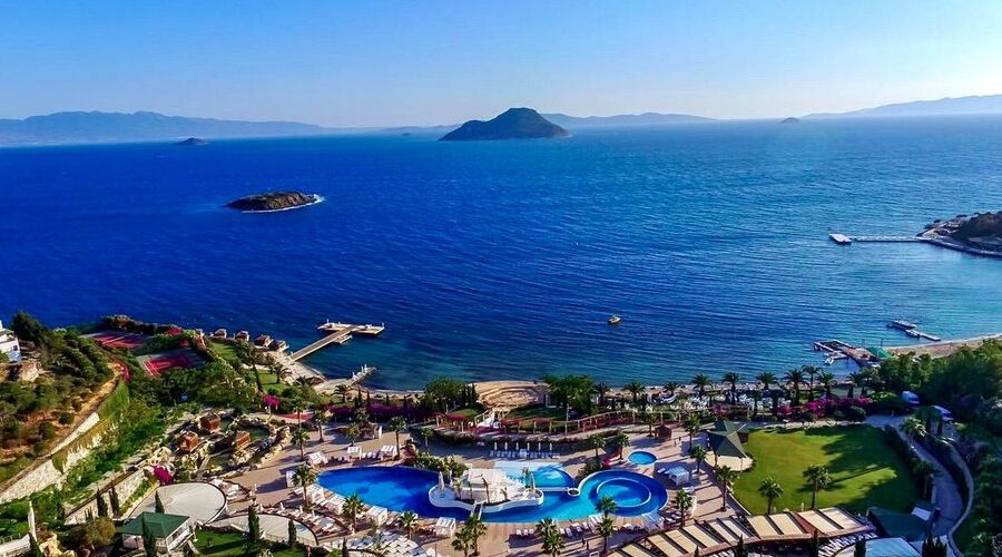 Sianji Well Being Resort   5*