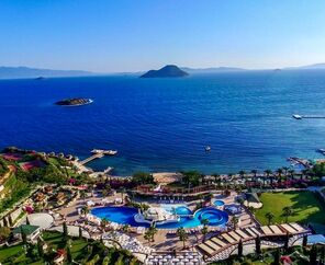 Sianji Well Being Resort   5*