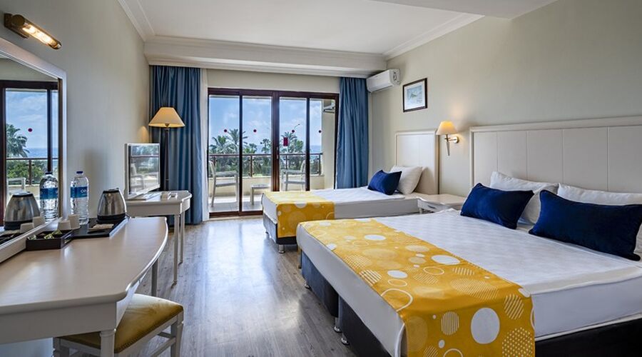Miarosa İncekum Beach  5*