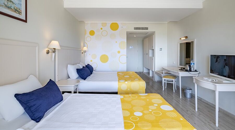 Miarosa İncekum Beach  5*