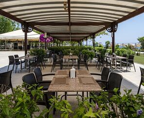 Miarosa Kemer Beach  5*