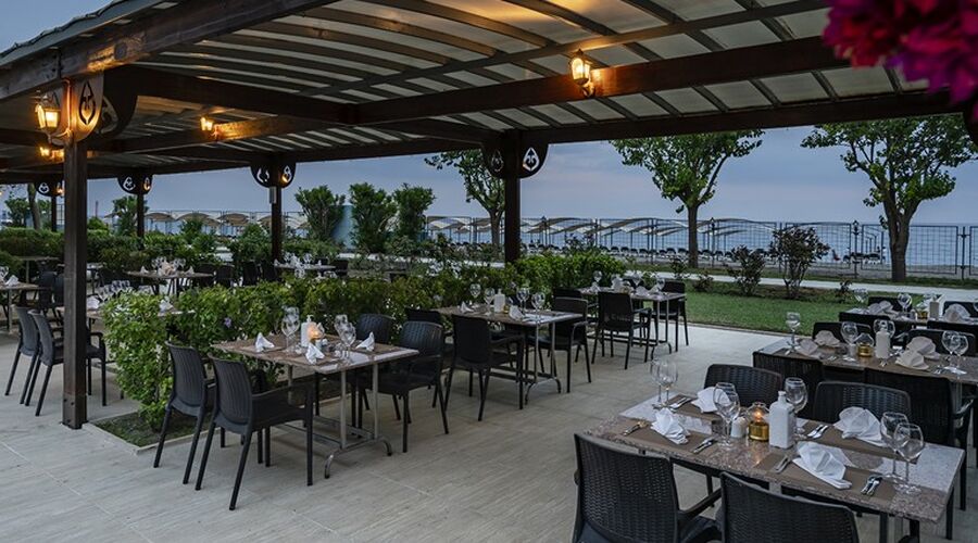 Miarosa Kemer Beach  5*
