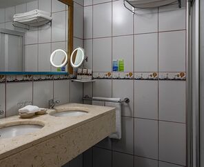 Miarosa Kemer Beach  5*