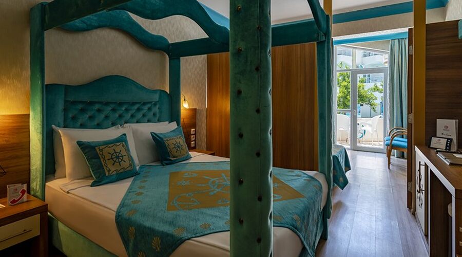 Miarosa Kemer Beach  5*