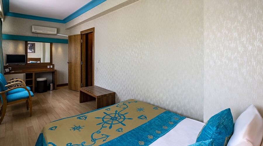 Miarosa Kemer Beach  5*
