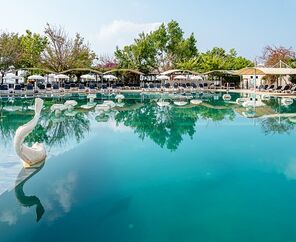 Miarosa Kemer Beach  5*