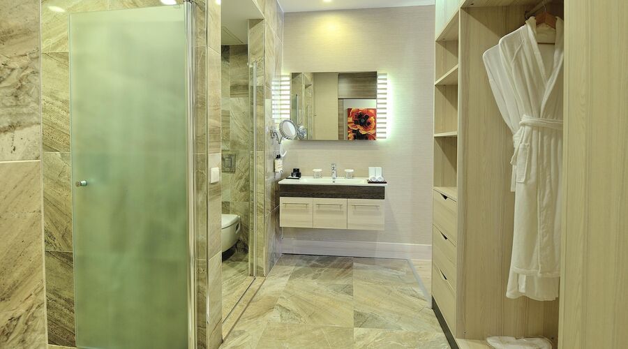 Sianji Well Being Resort   5*