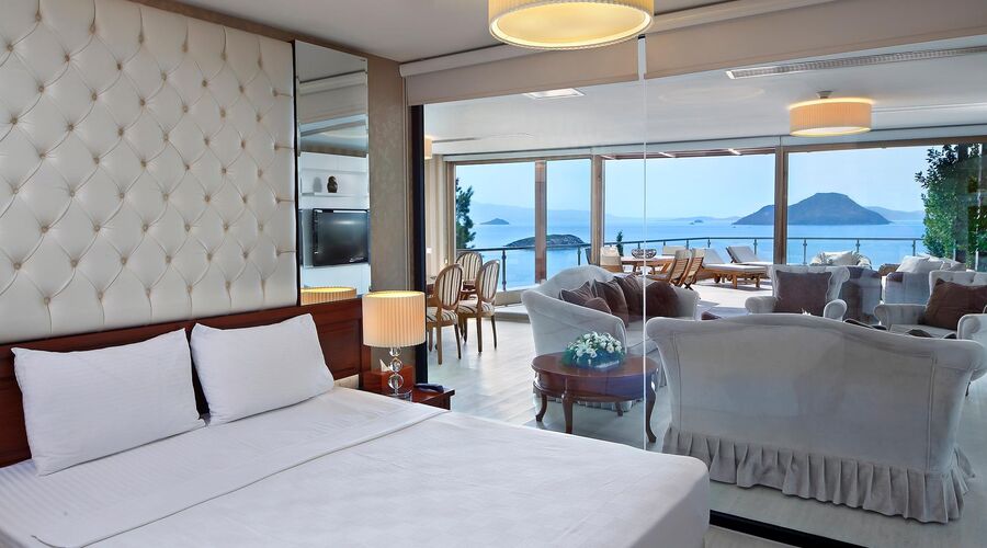 Sianji Well Being Resort   5*