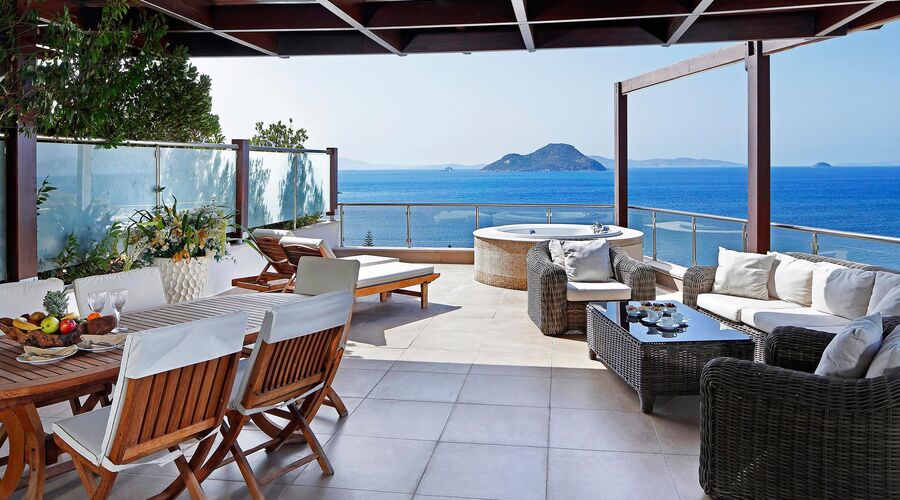 Sianji Well Being Resort   5*