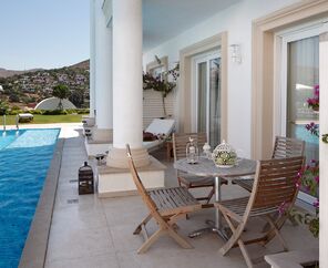 Sianji Well Being Resort   5*